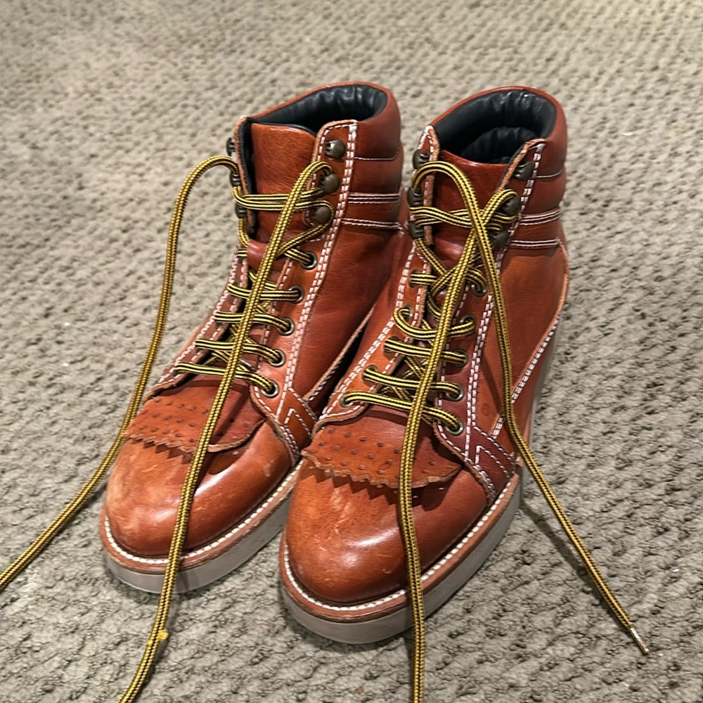 JW ANDERSON Brown Leather Lace-Up Boots with Yellow Laces
